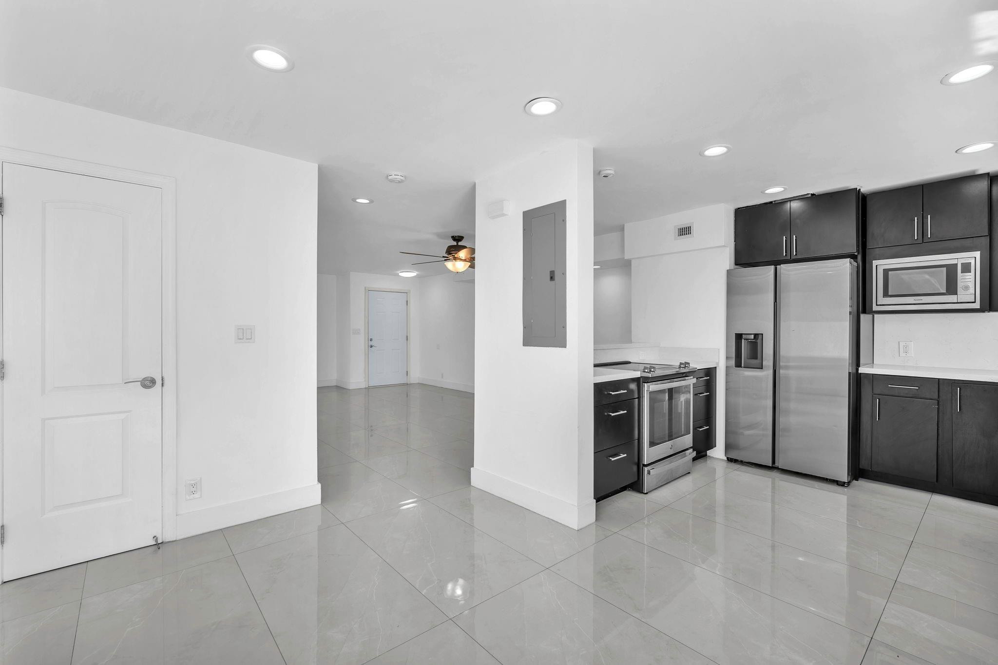 3896 Meadow Lane Hollywood, FL 33021 - Photo 18 of 33 Photo 18