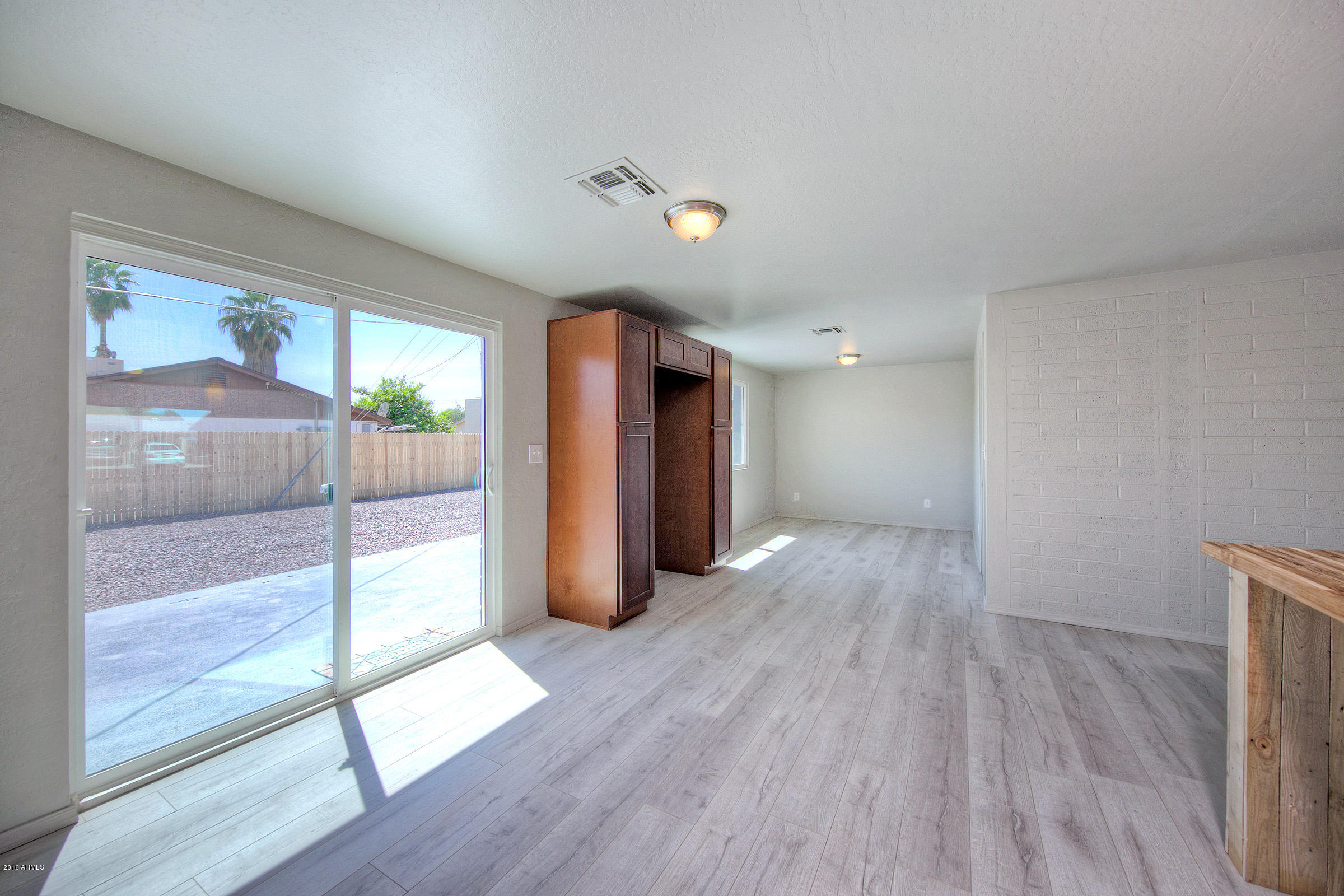 3551 East Hearn Road Phoenix, AZ 85032 - Photo 10 of 25 3551EHearn010