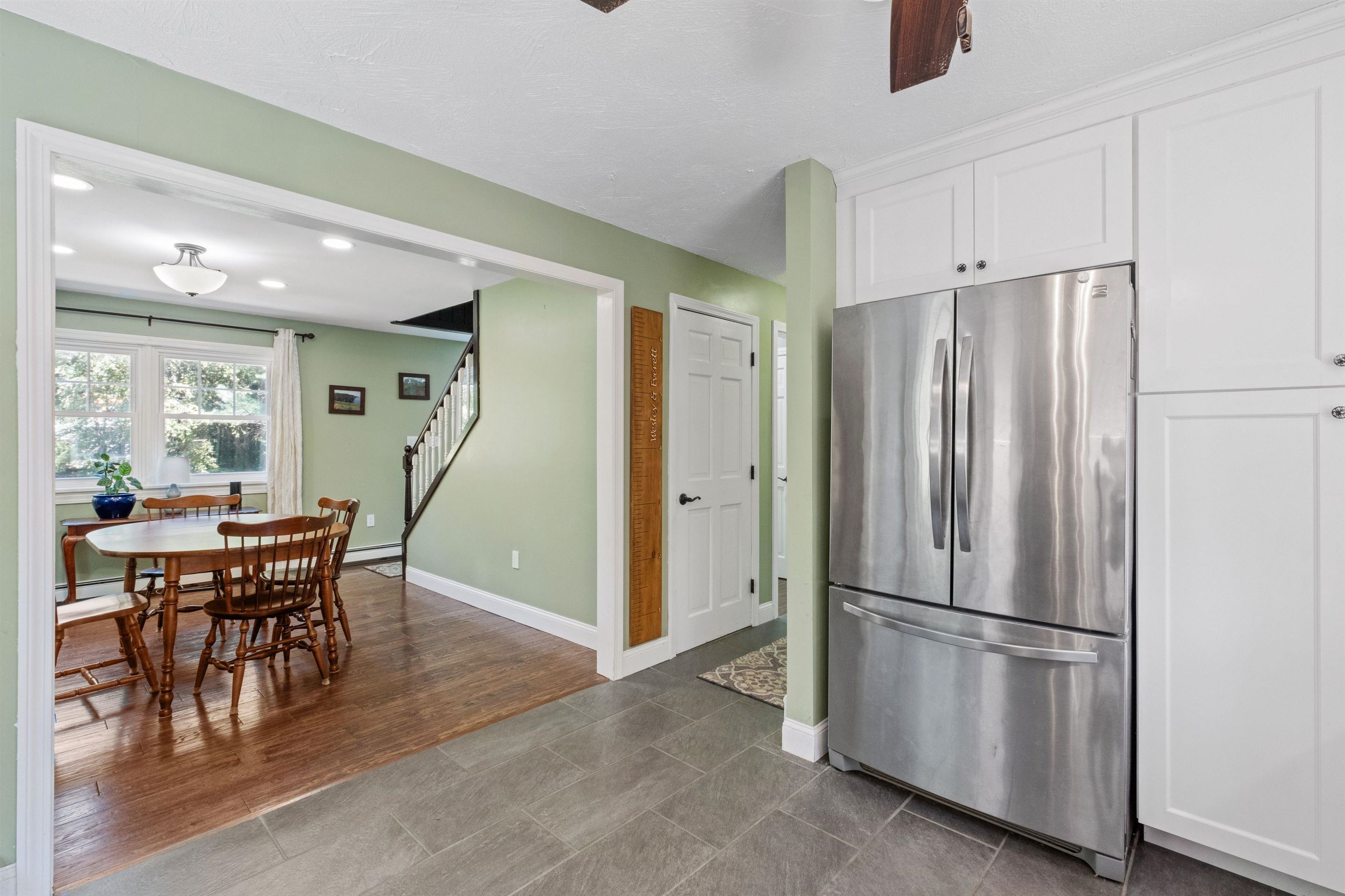 301 Dearborn Road Pembroke, NH 03275 - Photo 15 of 58