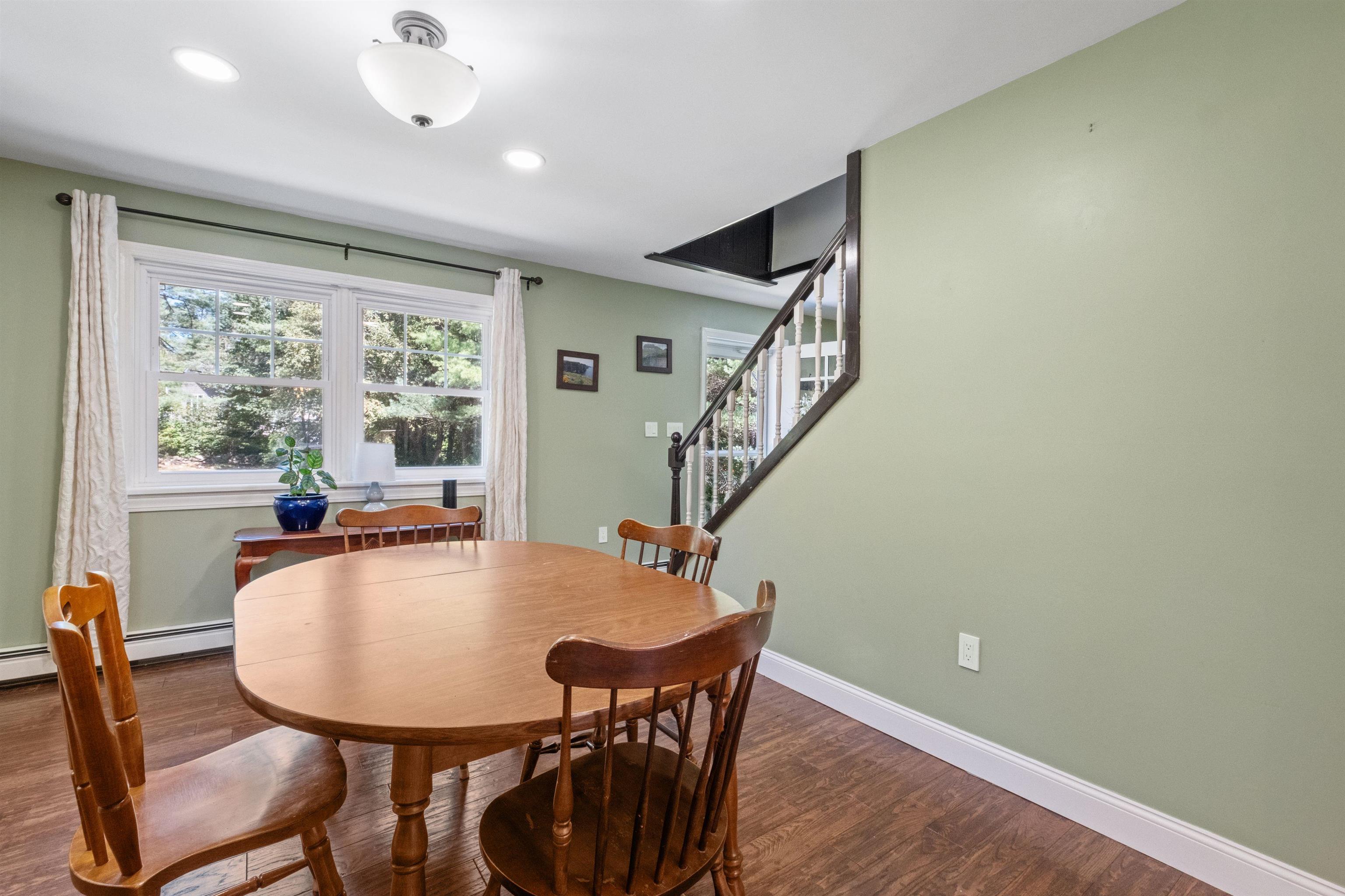 301 Dearborn Road Pembroke, NH 03275 - Photo 19 of 58