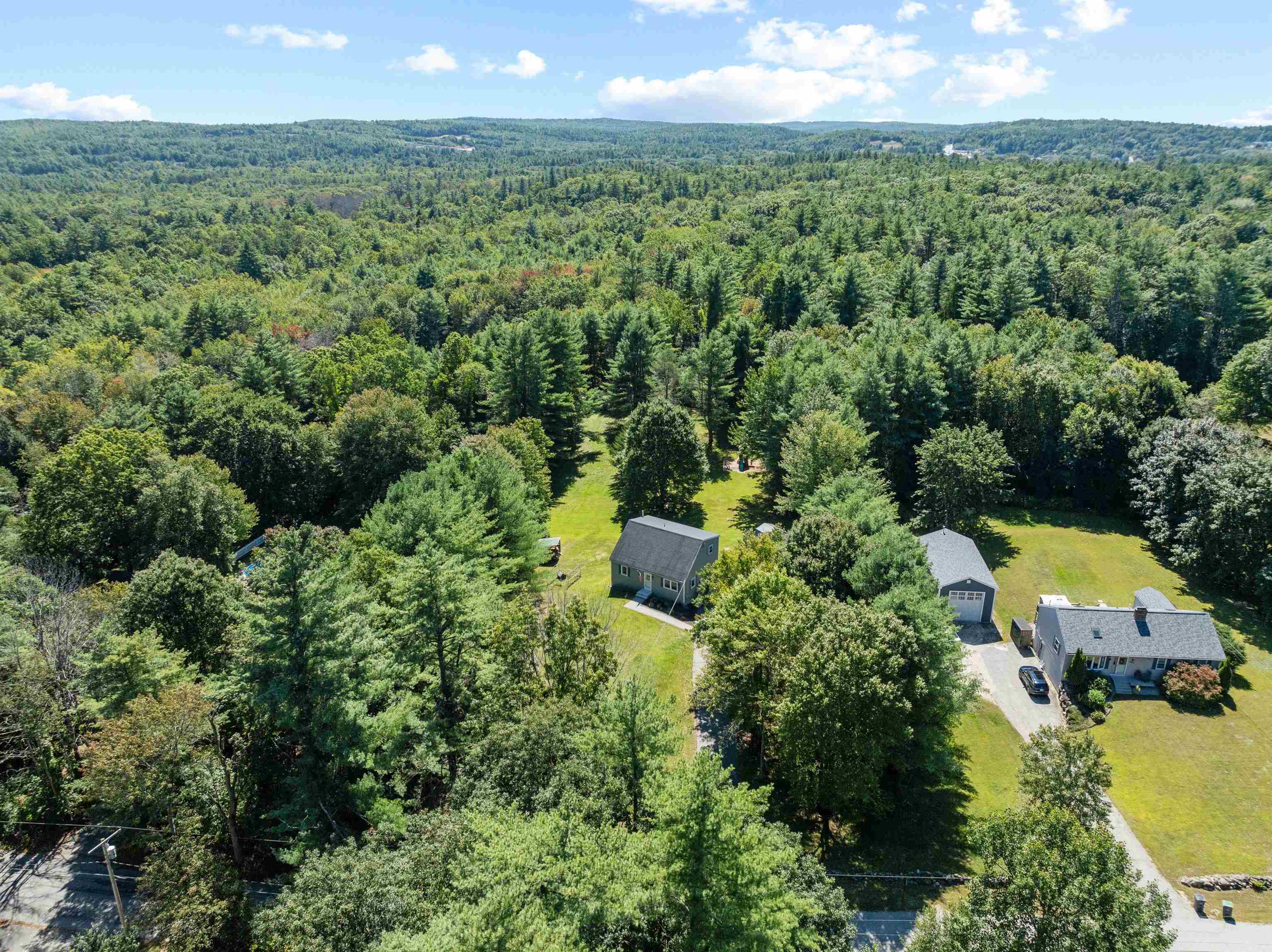 301 Dearborn Road Pembroke, NH 03275 - Photo 47 of 58