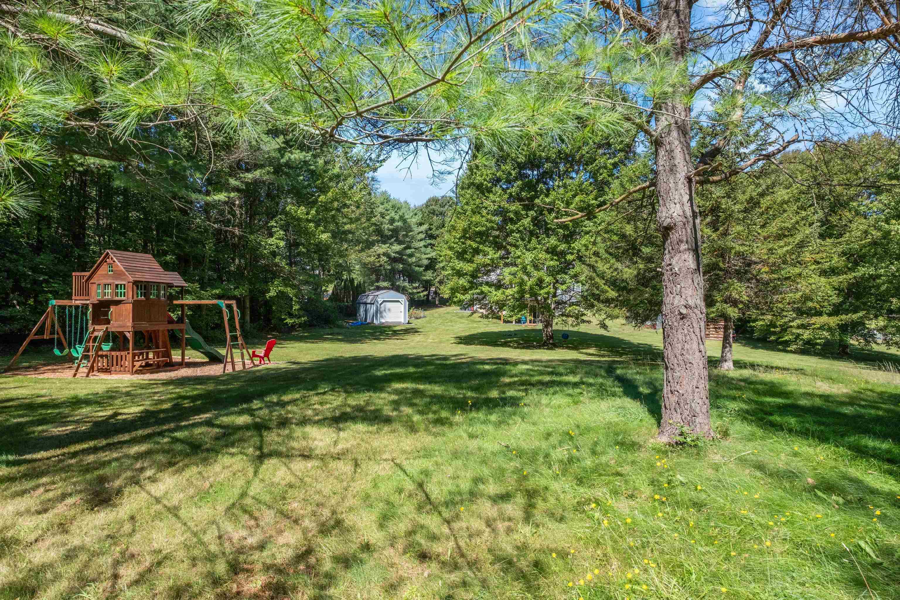 301 Dearborn Road Pembroke, NH 03275 - Photo 57 of 58