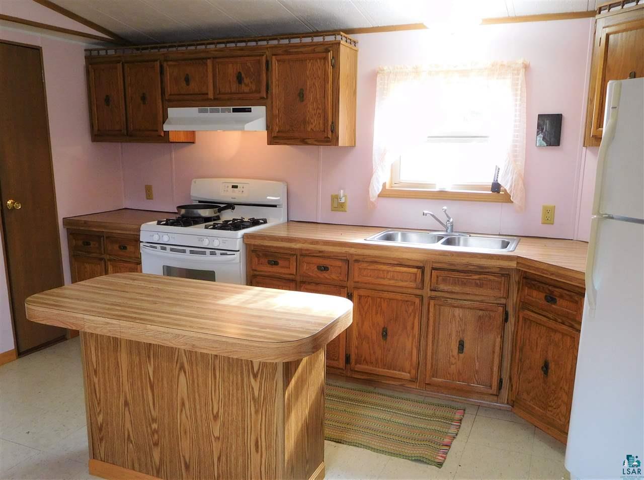 65352 Adler Road Marengo, WI 54855 - Photo 7 of 37