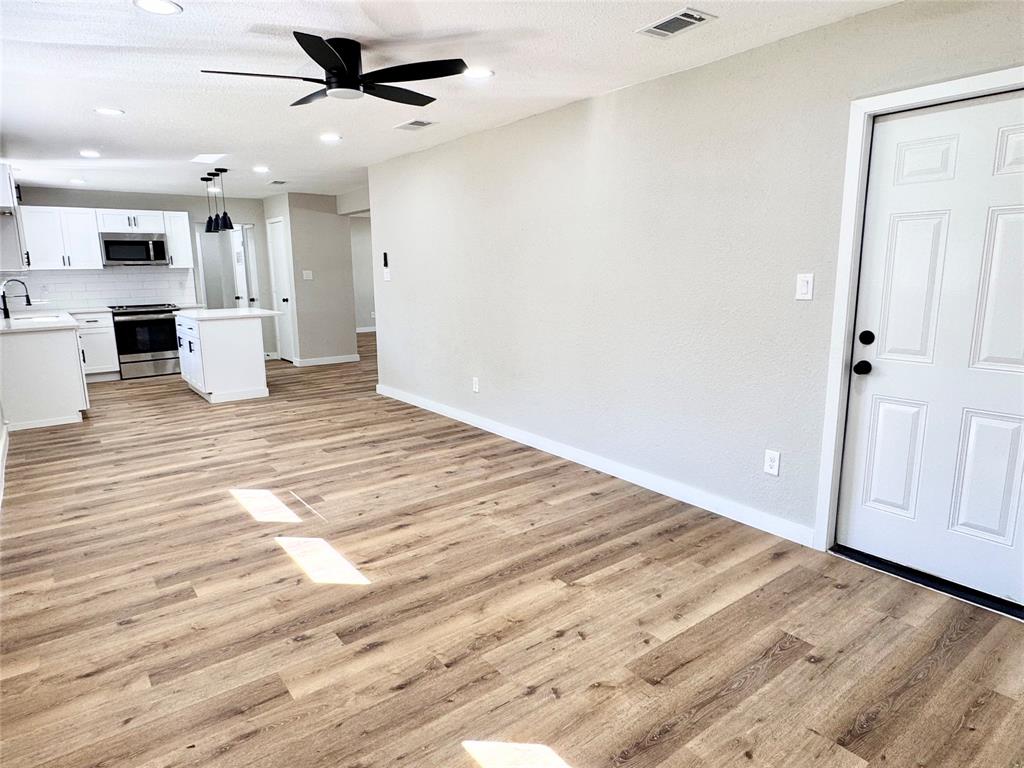 4955 Odessa Avenue Fort Worth, TX 76133 - Photo 14 of 30