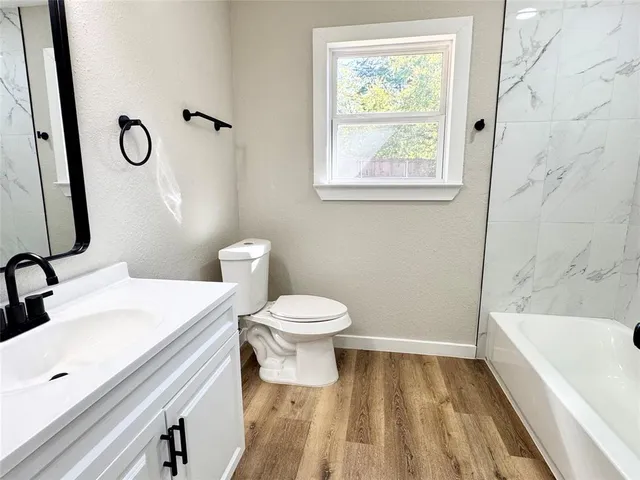 $2,195 | 4955 Odessa Avenue, Fort Worth, TX 76133