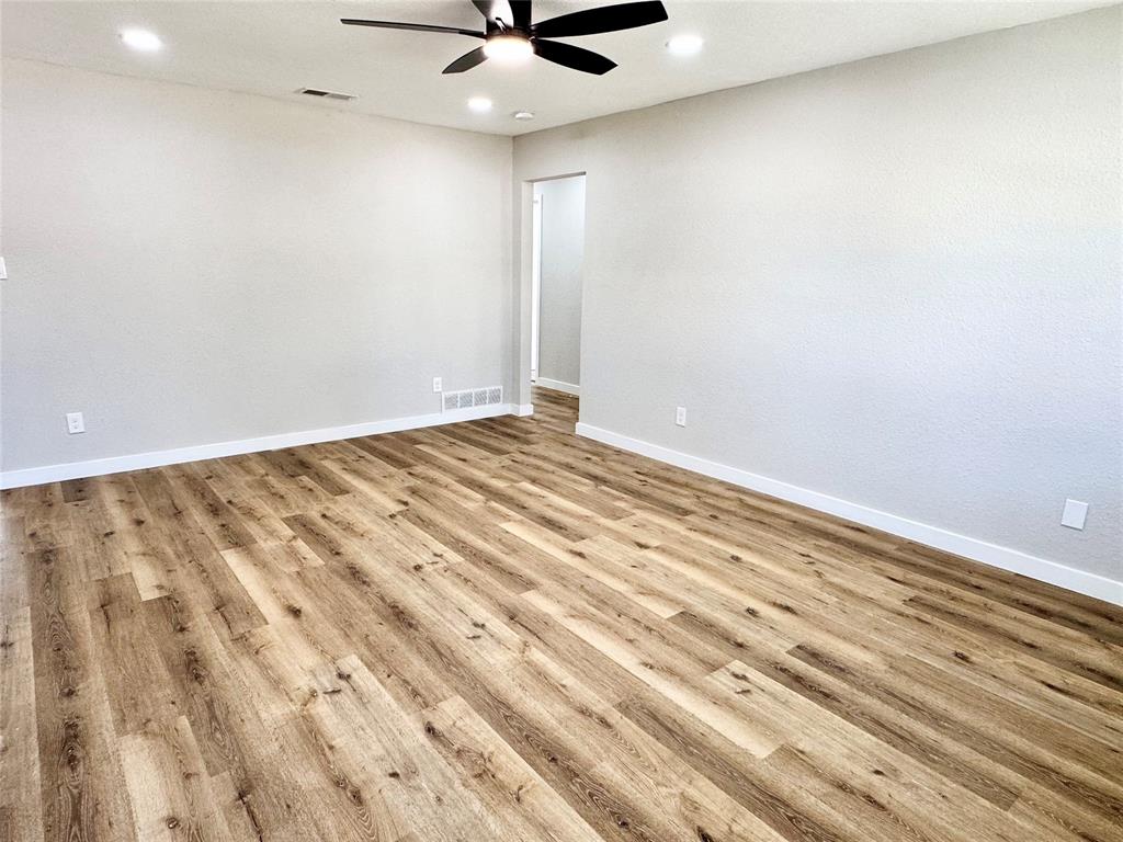 4955 Odessa Avenue Fort Worth, TX 76133 - Photo 2 of 30