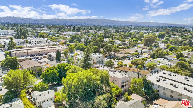 $925,000 | 14541 Hart Street, Van Nuys, CA 91405