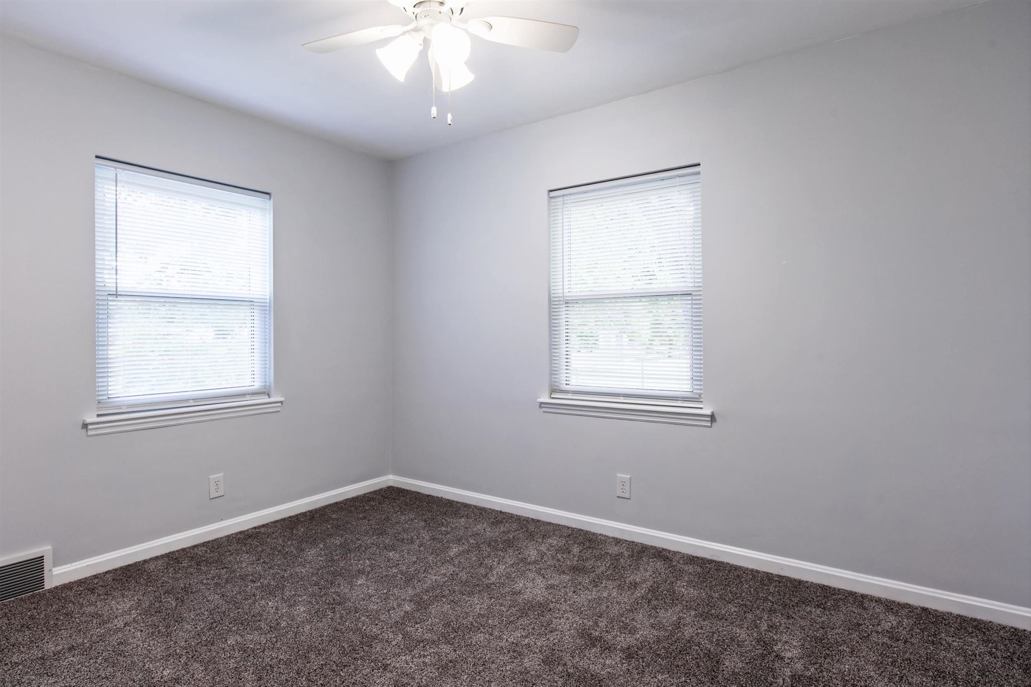 2821 St George Road Evansville, IN 47711 - Photo 12 of 26 Gallery Image 12