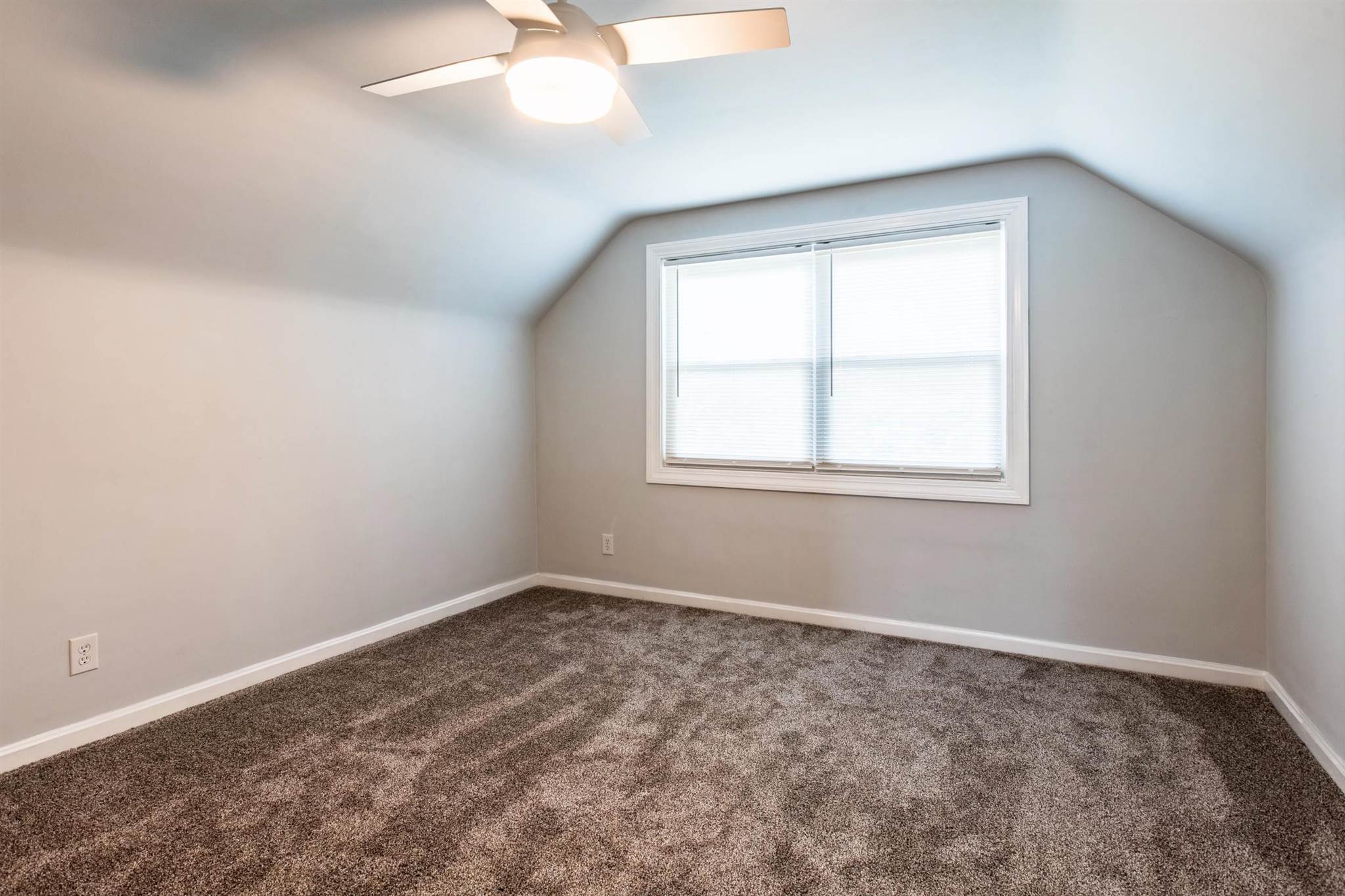 2821 St George Road Evansville, IN 47711 - Photo 16 of 26 Gallery Image 16