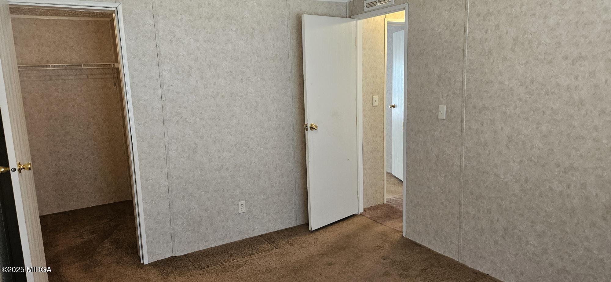 121 5 Points Road Gray, GA 31032 - Photo 13 of 20 a view of a small space