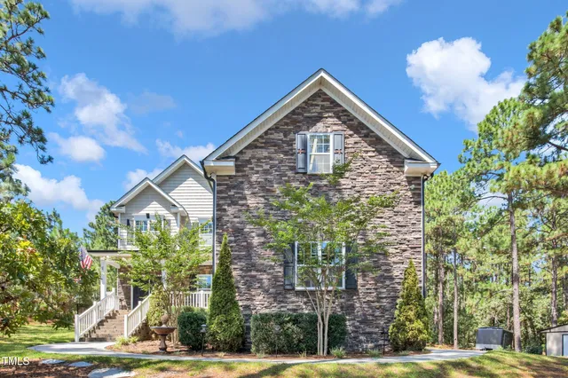 $597,000 | 366 Ave Of The Carolinas, Whispering Pines, NC 28327