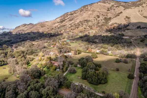 $420,000 | 1351 Recter Lane, Squaw Valley, CA 93675