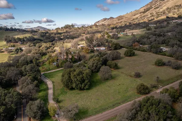 $420,000 | 1351 Recter Lane, Squaw Valley, CA 93675