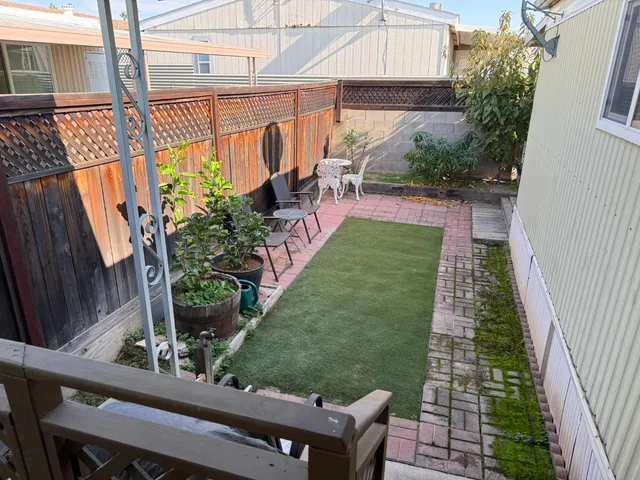 a view of outdoor space