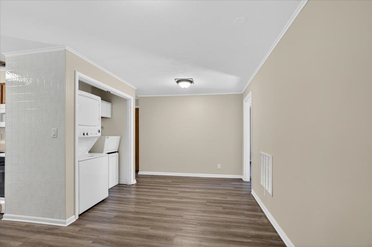 3735 Highcrest Road Rockford, IL 61107 - Photo 13 of 31