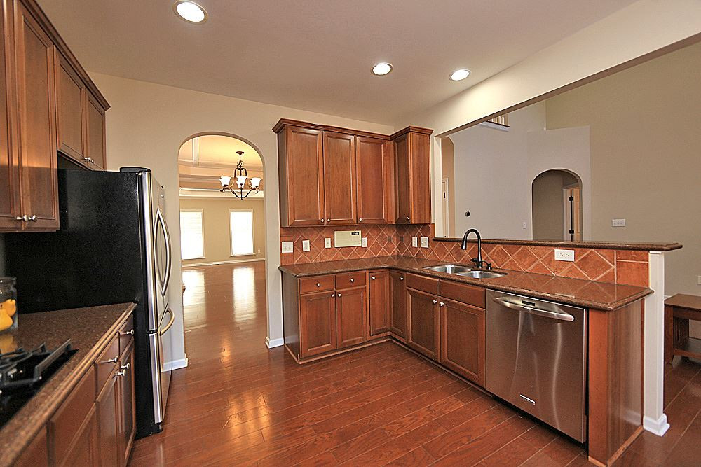 2006 Kilarney Ridge Loop Cary, NC 27511 - Photo 7 of 23 Kitchen