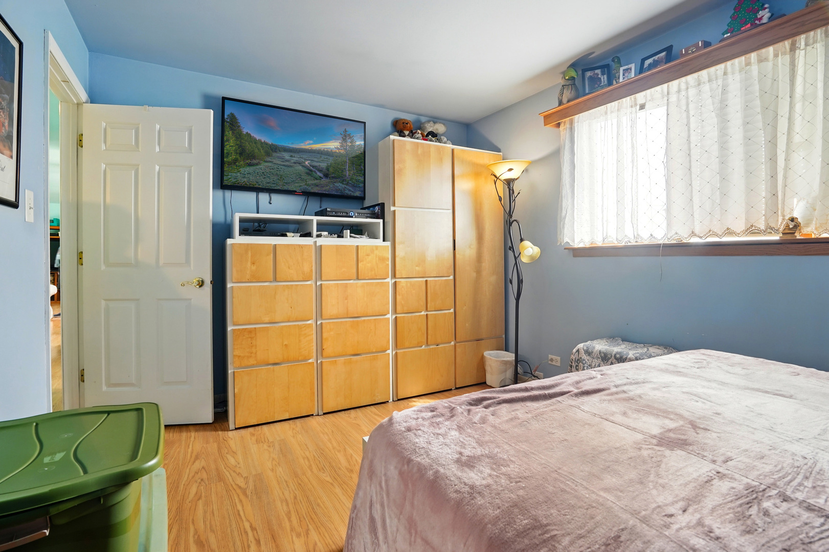 8729 Willow Road Hickory Hills, IL 60457 - Photo 16 of 30 Gallery Image 16