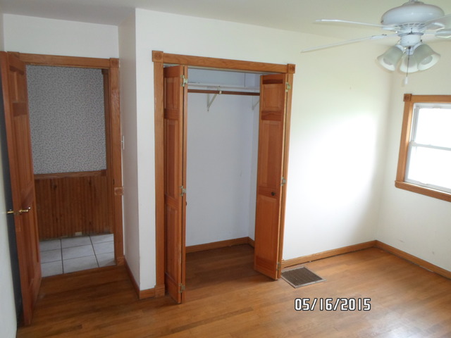 10734 Menard Avenue Chicago Ridge, IL 60415 - Photo 8 of 11