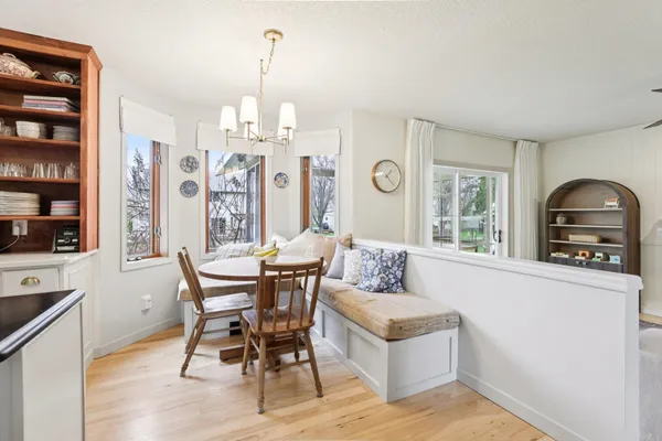 $599,900 | 609 Worthington Way, Waunakee, WI 53597