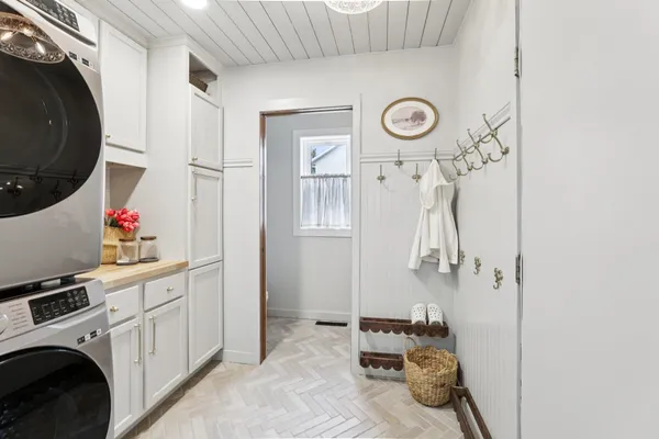 $599,900 | 609 Worthington Way, Waunakee, WI 53597