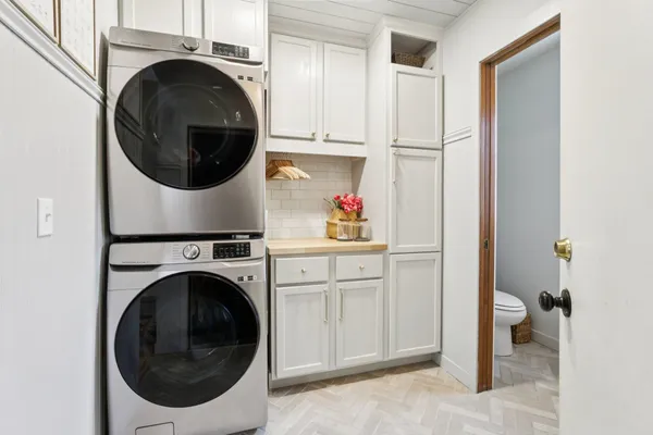 $599,900 | 609 Worthington Way, Waunakee, WI 53597