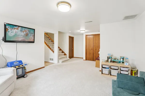 $599,900 | 609 Worthington Way, Waunakee, WI 53597