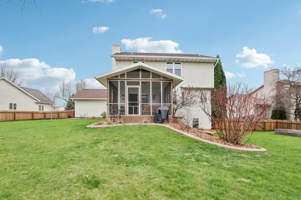 $599,900 | 609 Worthington Way, Waunakee, WI 53597