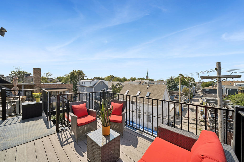 3044 North Racine Avenue, Unit 3 Chicago, IL 60657 - Photo 14 of 29 a view of roof deck with furniture