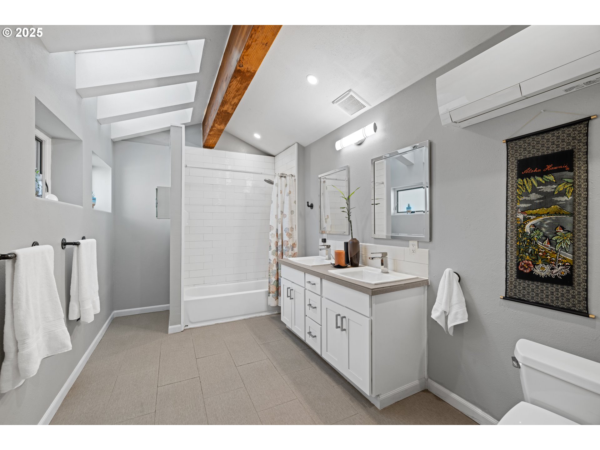 14435 Southwest Yearling Way Beaverton, OR 97008 - Photo 24 of 47 a open kitchen with sink and cabinets