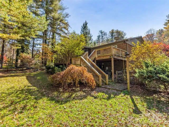$425,000 | 181 Surry Lane, Hendersonville, NC 28791