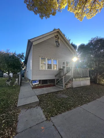 833 West Washington Street, Milwaukee, WI 53204
