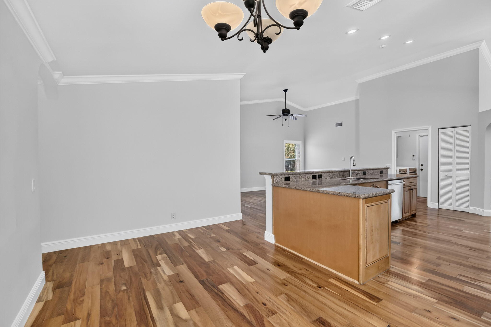 1959 Water Ridge Drive Weston, FL 33326 - Photo 21 of 58 24-web-or-mls-_A7A6446