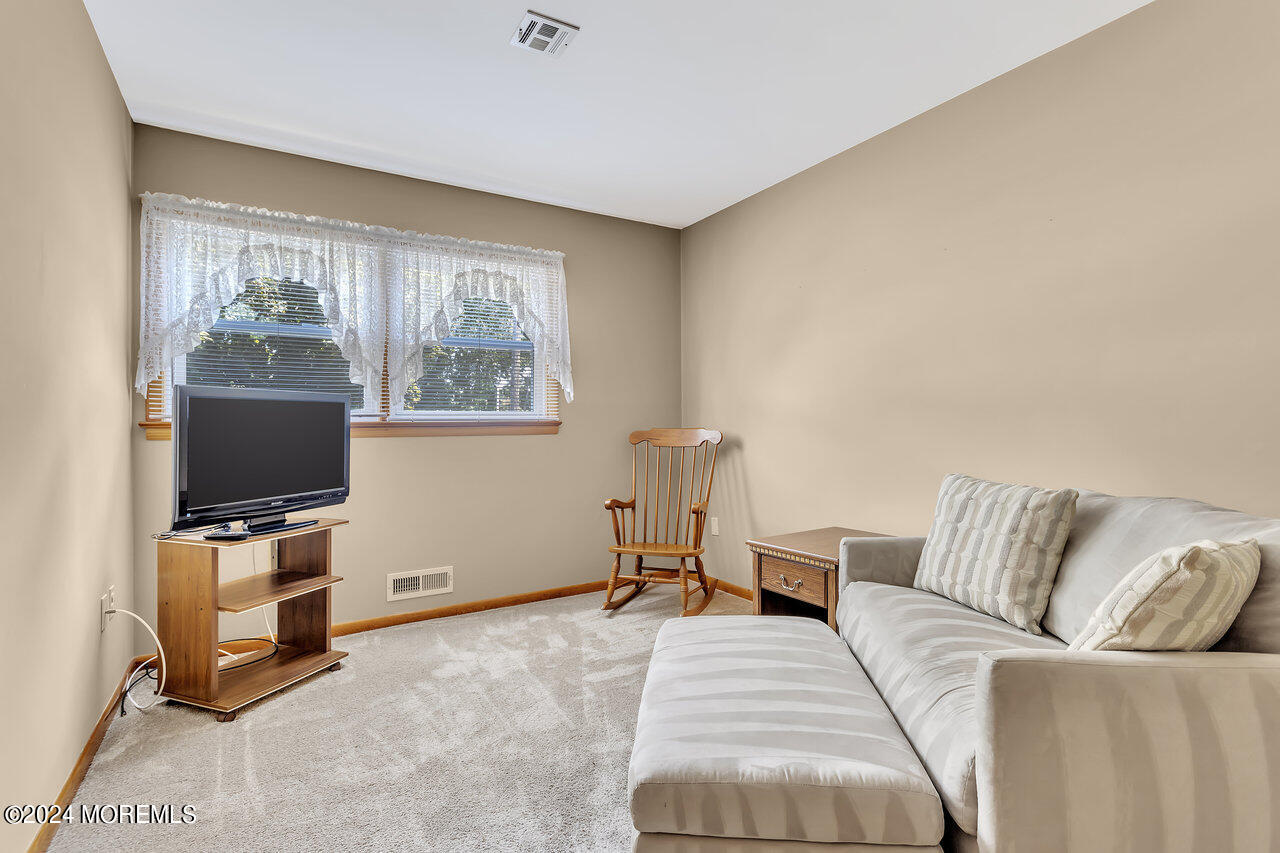 414 Midstreams Road Brick, NJ 08724 - Photo 15 of 26 016_414_midstreams_road-001_37_539