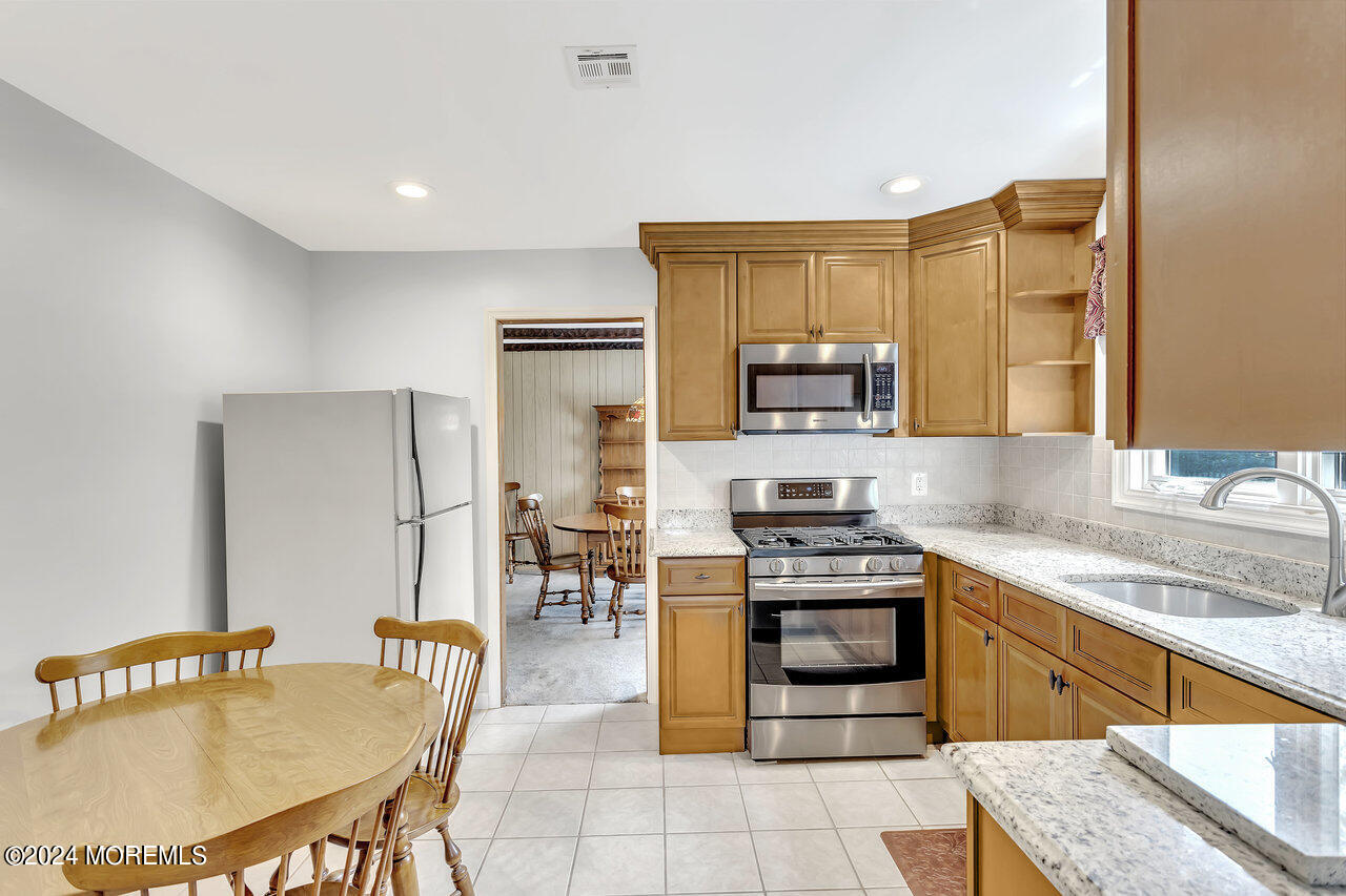 414 Midstreams Road Brick, NJ 08724 - Photo 10 of 26 011_414_midstreams_road-001_77_916