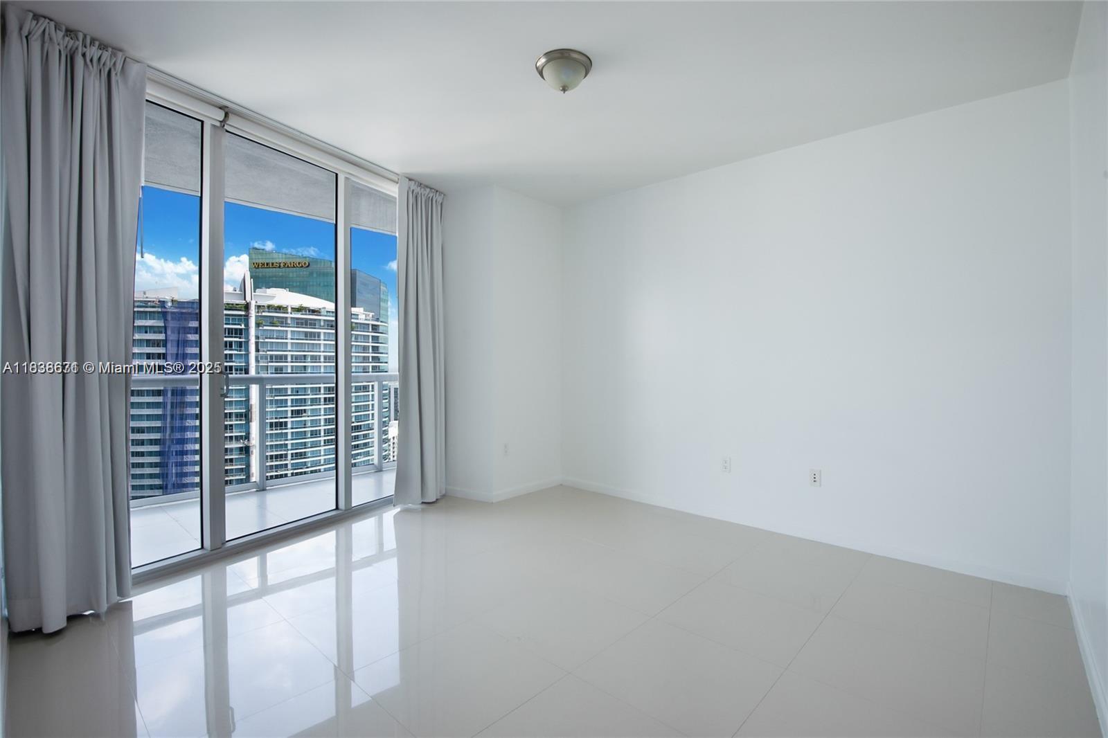 465 Brickell Avenue, Unit 4904 Miami, FL 33131 - Photo 6 of 11