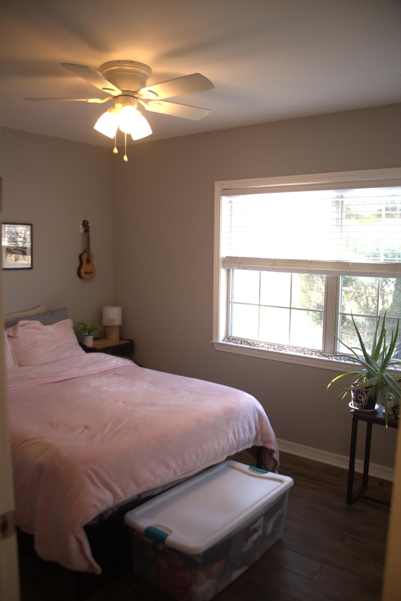 75 7th Avenue Shalimar, FL 32579 - Photo 20 of 42 a bedroom with a bed and a window