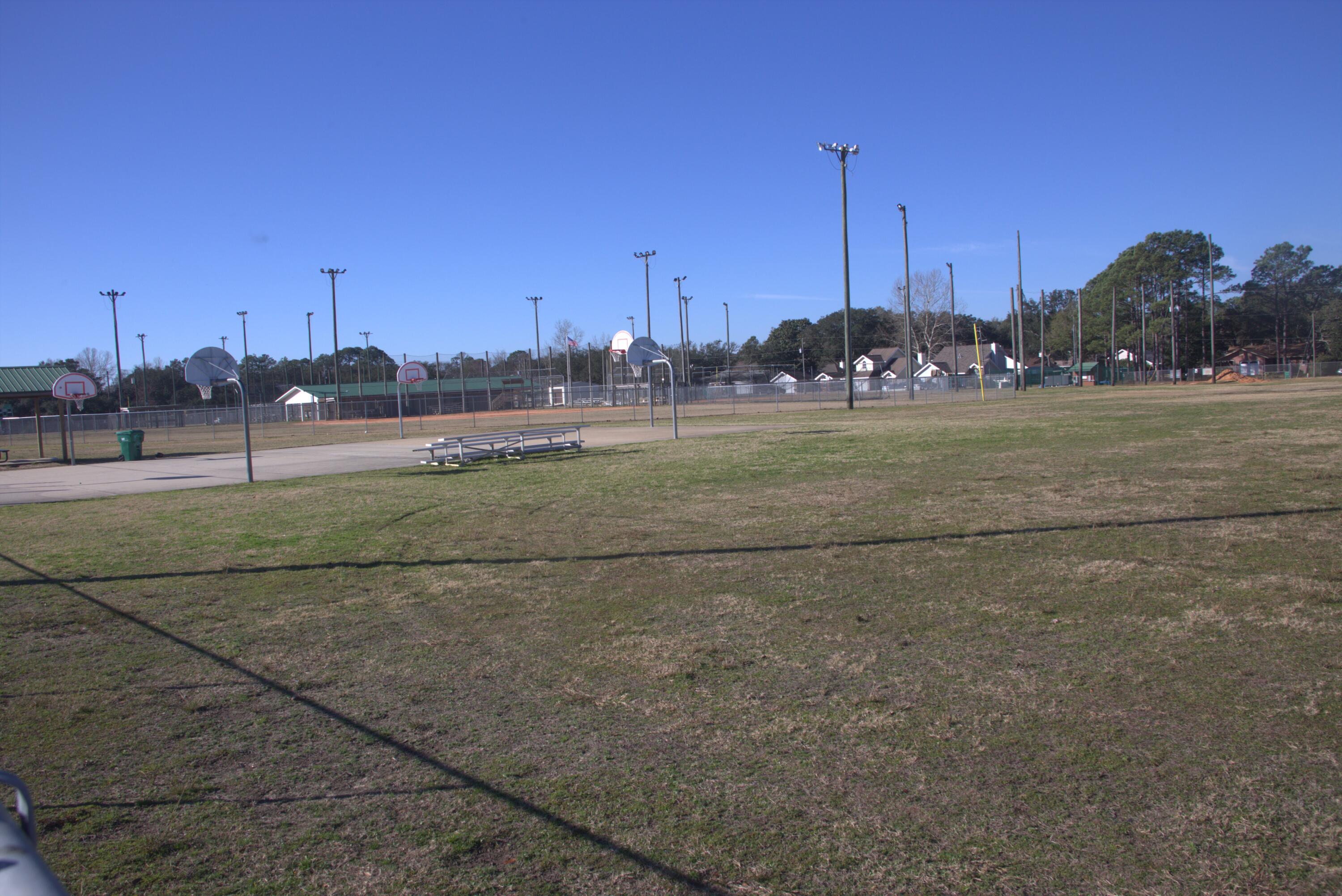 75 7th Avenue Shalimar, FL 32579 - Photo 40 of 42 a view of outdoor space and yard