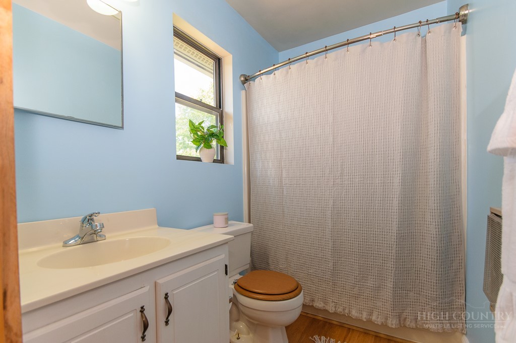 152 Village Drive, Unit 1B3 Boone, NC 28607 - Photo 32 of 33
