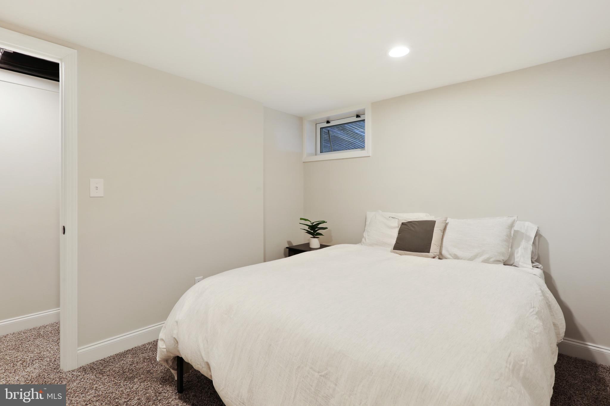 152 Hopkins Road Baltimore, MD 21212 - Photo 29 of 37