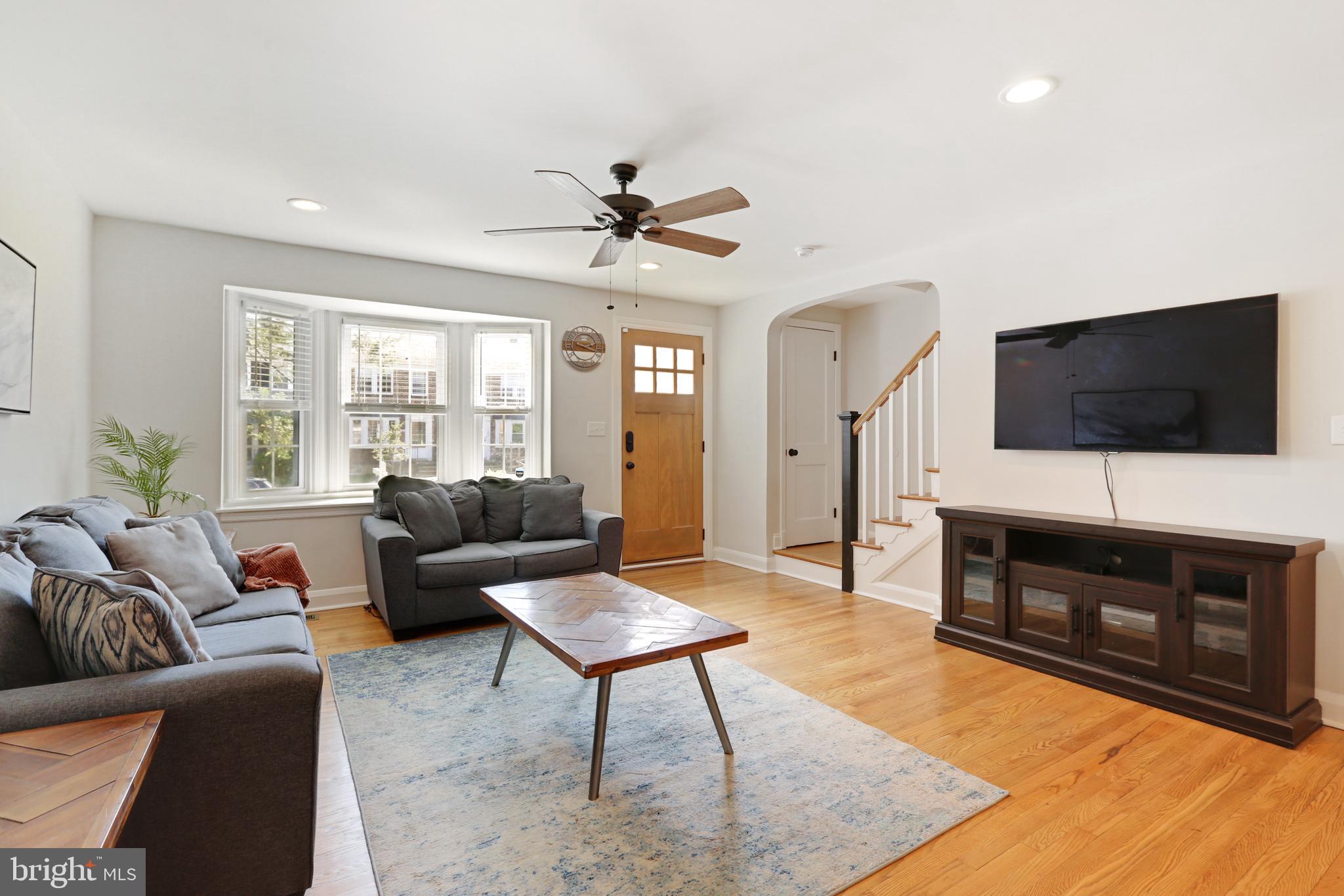 152 Hopkins Road Baltimore, MD 21212 - Photo 5 of 37