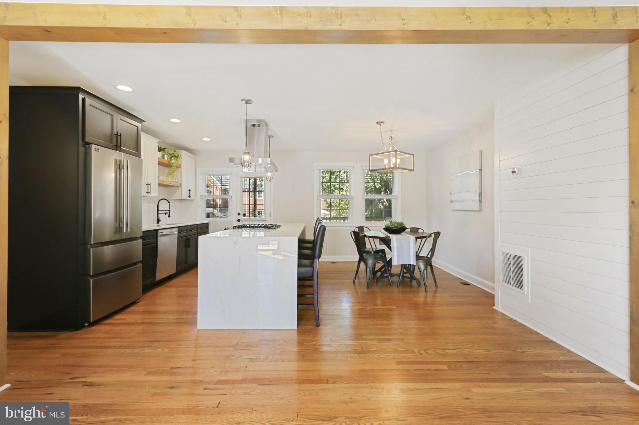 152 Hopkins Road Baltimore, MD 21212 - Photo 6 of 37
