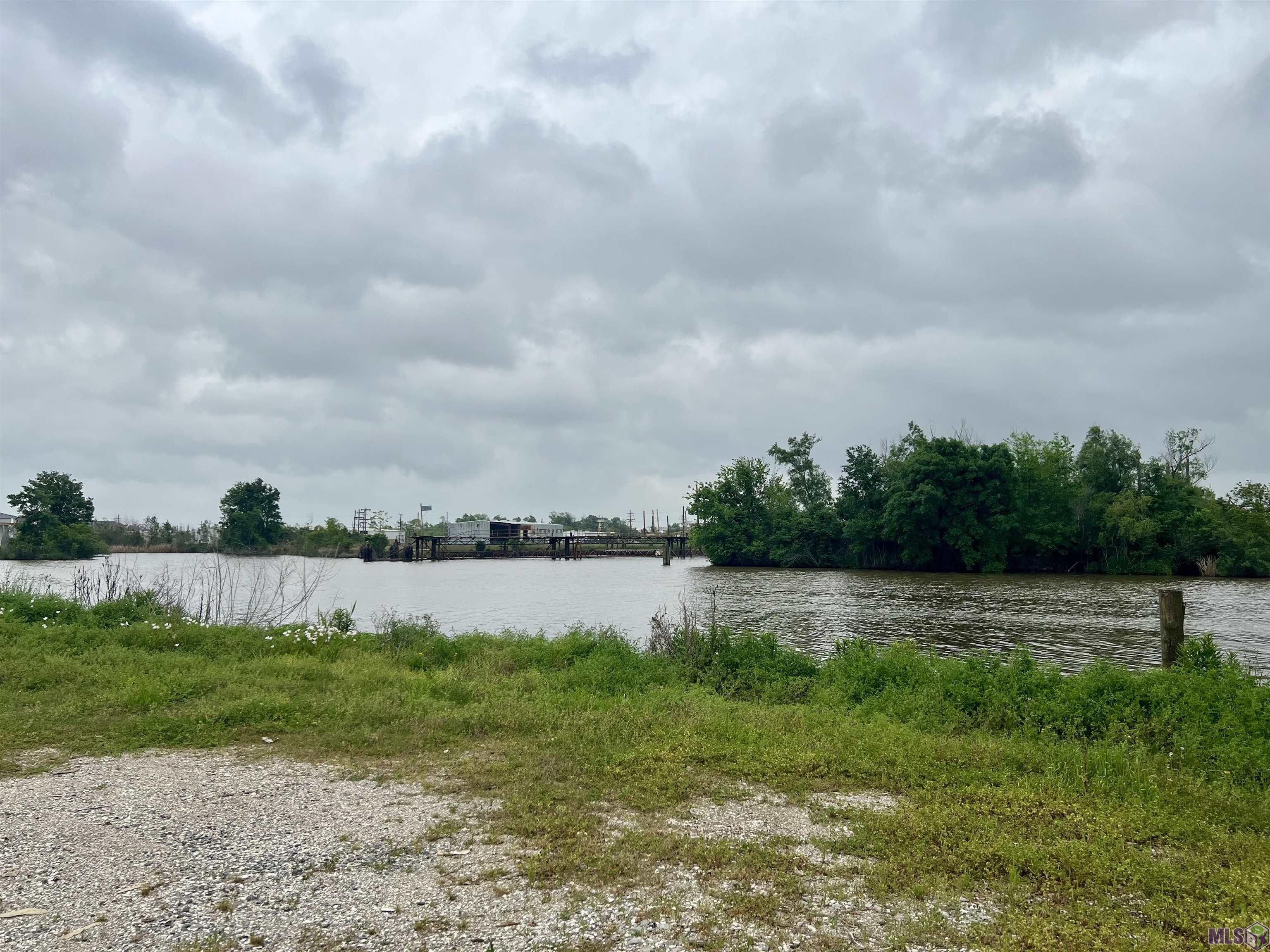 226 Roustabout Street Houma, LA 70363 - Photo 5 of 9 Gallery Image 5