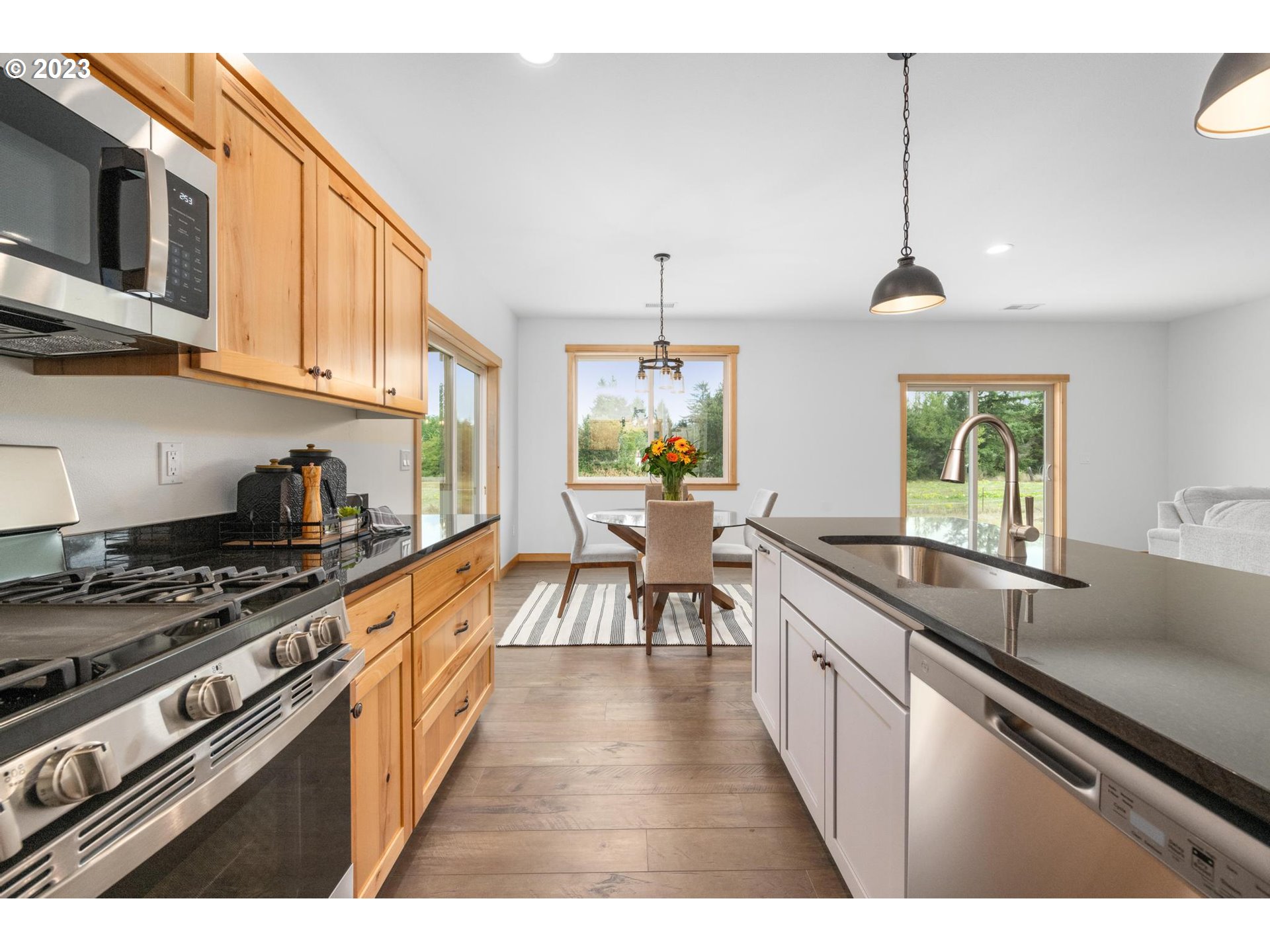 92777 Knappa Dock Road Astoria, OR 97103 - Photo 7 of 32 Gallery Image 7