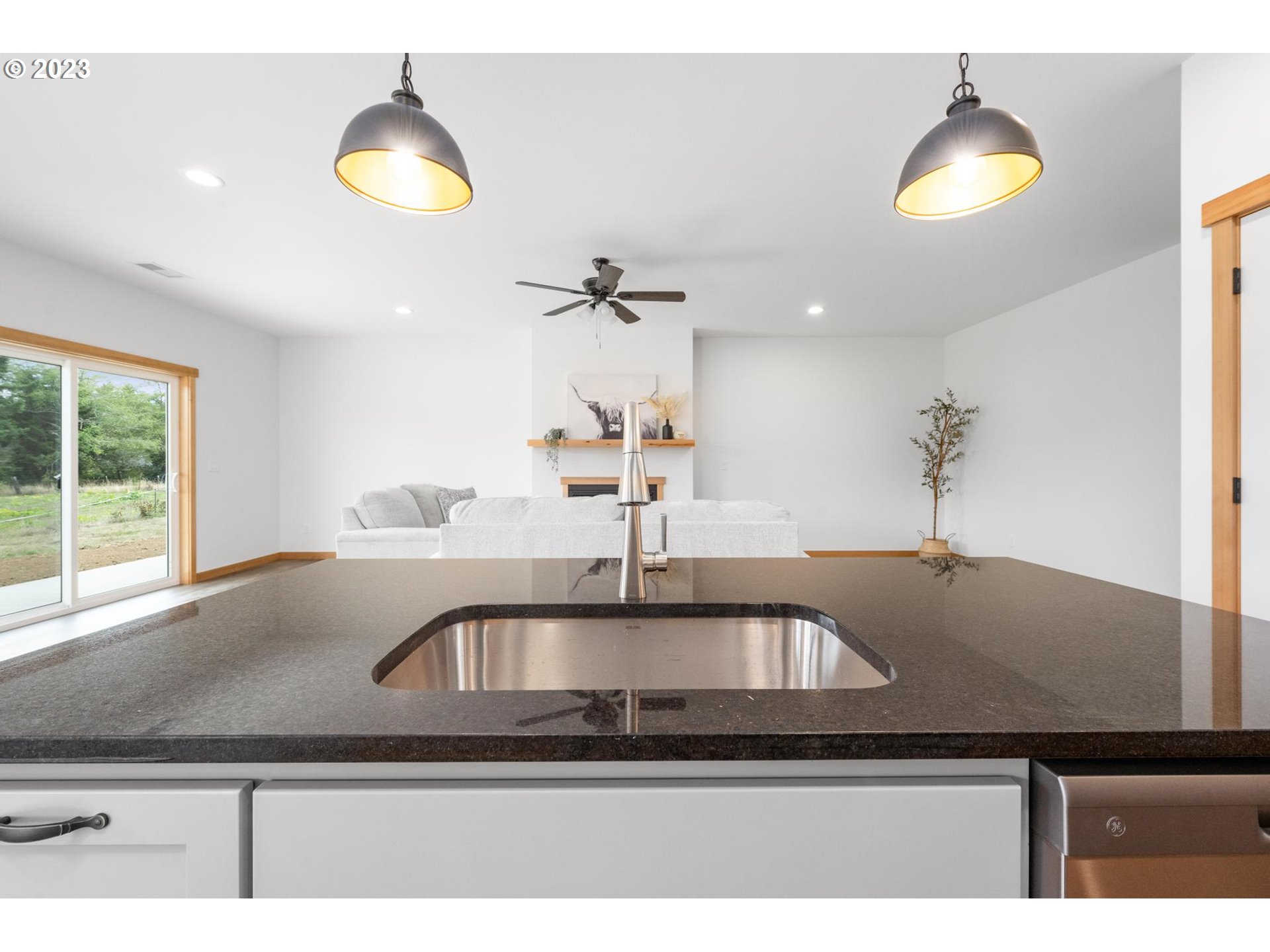92777 Knappa Dock Road Astoria, OR 97103 - Photo 10 of 32 Gallery Image 10