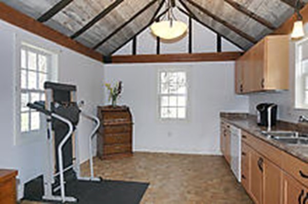 327 Farm Road Marlborough, MA 01752 - Photo 13 of 30 Gallery Image 13