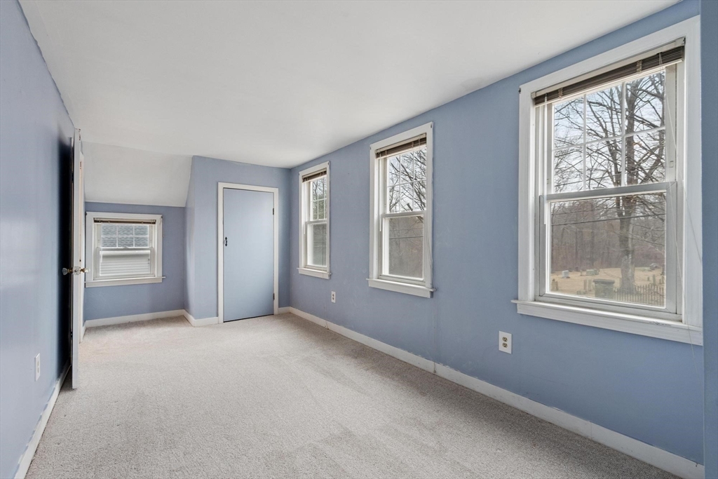 3 South Oxford Road Millbury, MA 01527 - Photo 28 of 32