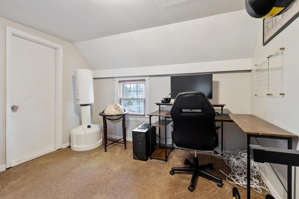 3 South Oxford Road Millbury, MA 01527 - Photo 29 of 32