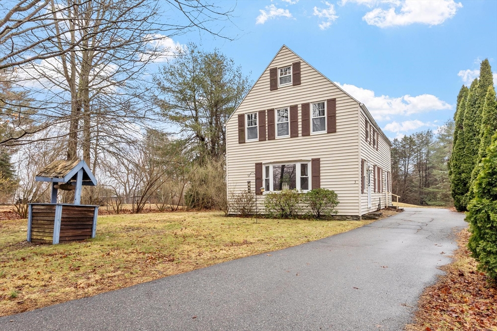 3 South Oxford Road Millbury, MA 01527 - Photo 4 of 32