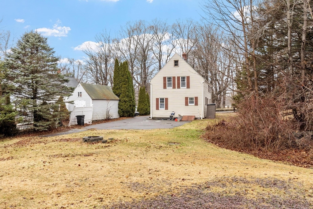 3 South Oxford Road Millbury, MA 01527 - Photo 7 of 32