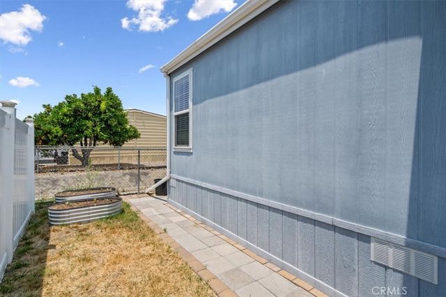 $370,000 | 12814 Flora Vista Street, Unit 170, Poway, CA 92064